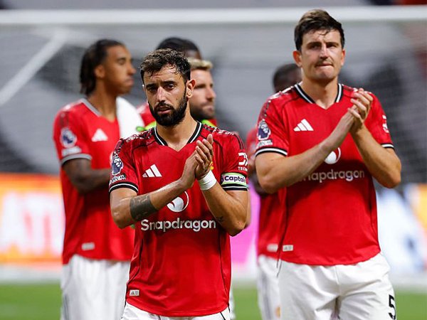 Manchester United Diprediksi Terpuruk, Arsenal Sulit Bersaing